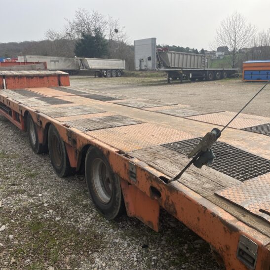 Semi-remorque porte engins 3 essieux FAYMONVILLE